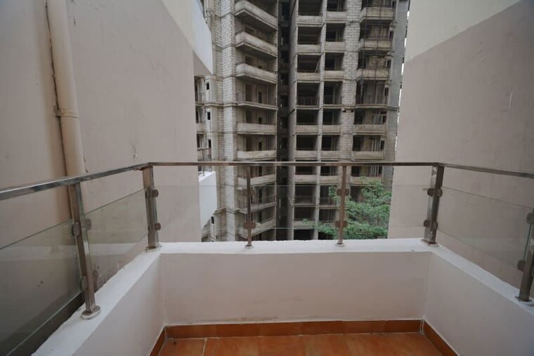 Exterior View, emenox-la-solara 3 Bedroom 1365 Sq.Ft. Apartment In Sector 16 Greater Noida Greater Noida 10614873