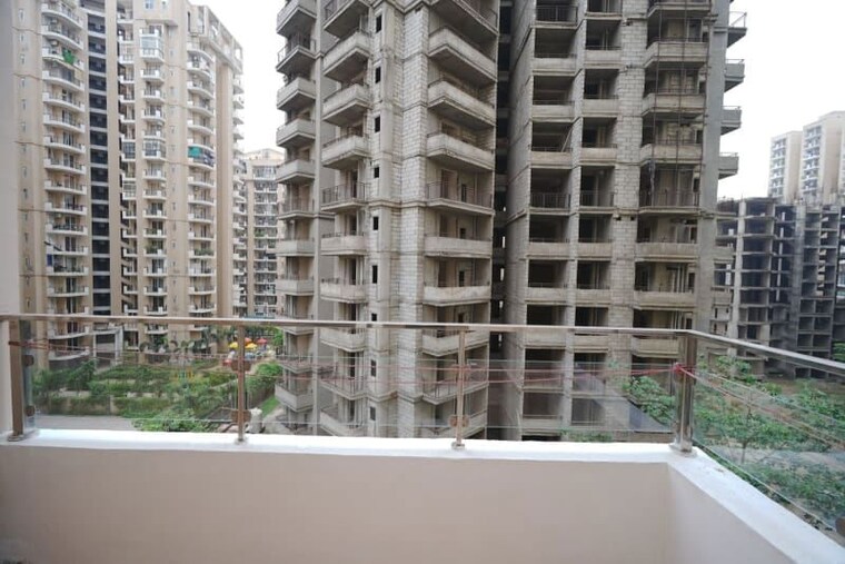 Exterior View, emenox-la-solara 3 Bedroom 1365 Sq.Ft. Apartment In Sector 16 Greater Noida Greater Noida 10614873