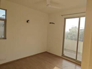 Room in 2 BHK Builder Floor at Sector 22 – for Rent