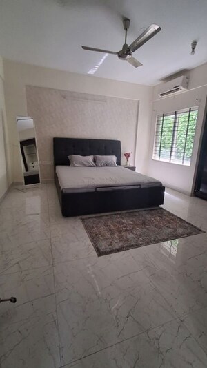 Bedroom in 4 BHK Penthouse at Benson Apartments, Benson Town – for Sale