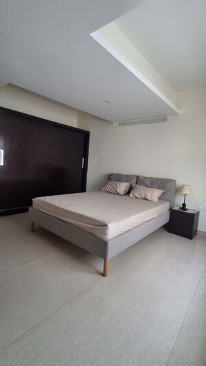 Bedroom in 4 BHK Penthouse at Benson Apartments, Benson Town – for Sale