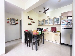 Team Area in 2 BHK Apartment at Maninagar – for Sale