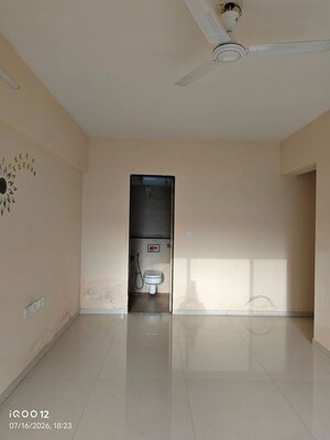 Furnished Amenities in 2 BHK Apartment at Godrej Central, Chembur – for Rent
