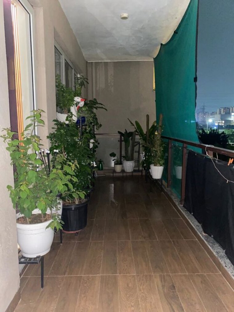 Balcony, bptp-astaire-gardens-pedestal-floors 3 Bedroom 2200 Sq.Ft. Apartment In Sector 70a Gurgaon 10614891