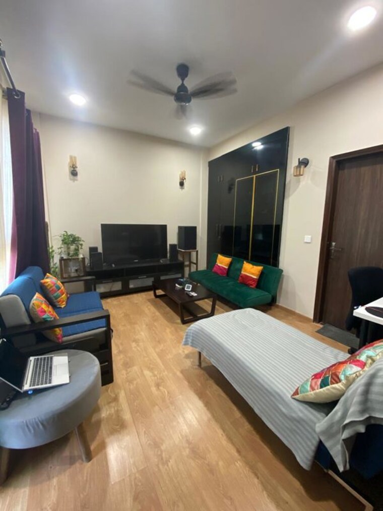 Bedroom, bptp-astaire-gardens-pedestal-floors 3 Bedroom 2200 Sq.Ft. Apartment In Sector 70a Gurgaon 10614891