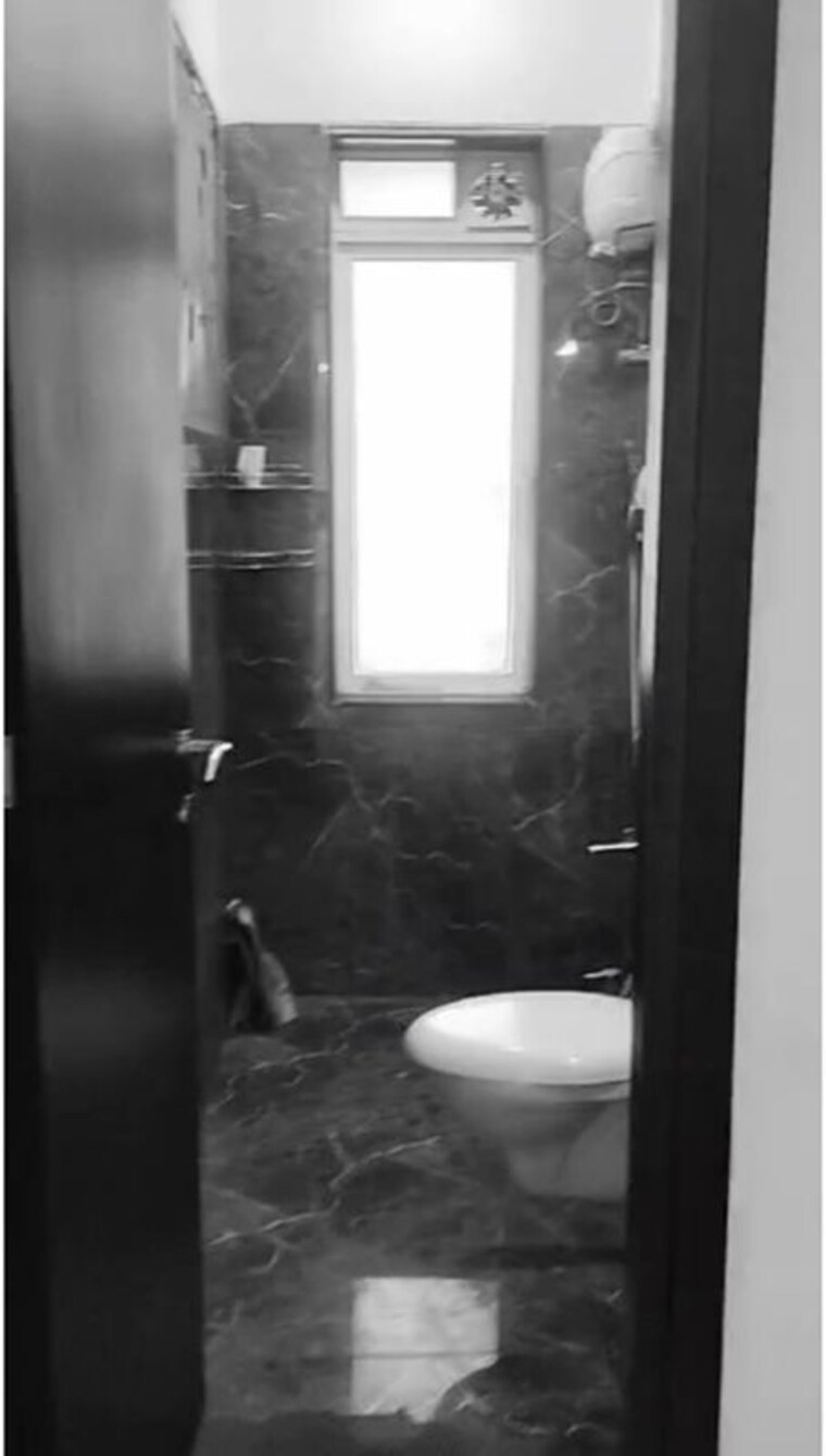 Bathroom, chembur 2 Bedroom 700 Sq.Ft. Apartment In Chembur Mumbai 10614890