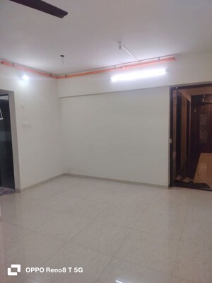Room in 1 BHK Apartment at Veena Senterio, Chembur – for Rent