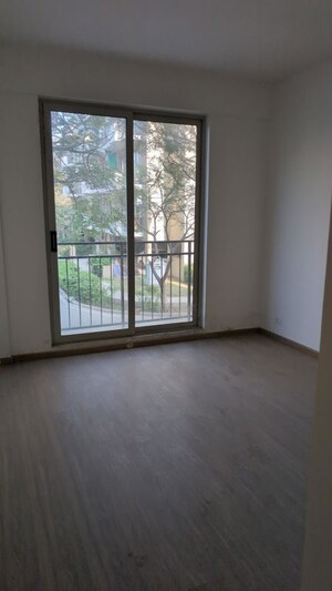 Room in 2 BHK Builder Floor at Sector 21 – for Rent