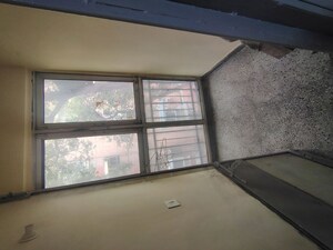 Room in 2 BHK Apartment at Ip Extension – for Rent