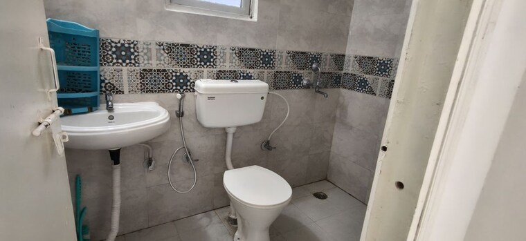 Bathroom, signature-global-prime 2 Bedroom 650 Sq.Ft. Apartment In Sector 63a Gurgaon 10614922