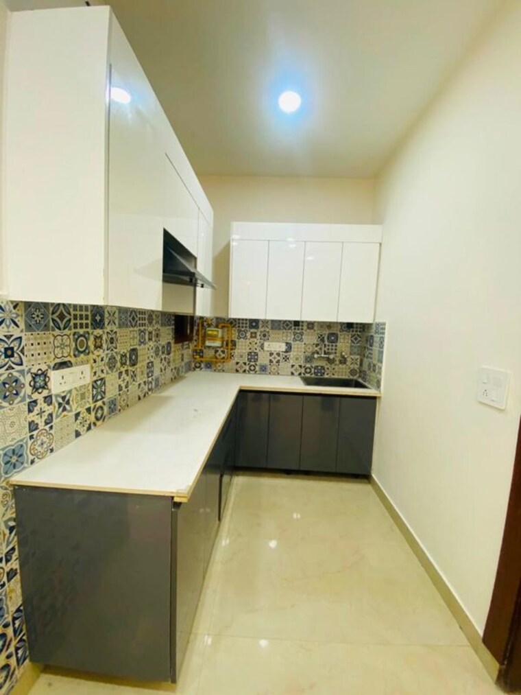 Kitchen, divya-angels 2 Bedroom 950 Sq.Ft. Builder Floor In Indrapuram Ghaziabad 10614939
