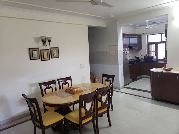 Dining area, uppal-southend 4 Bedroom 2000 Sq.Ft. Builder Floor In Sector 49 Gurgaon 10614923