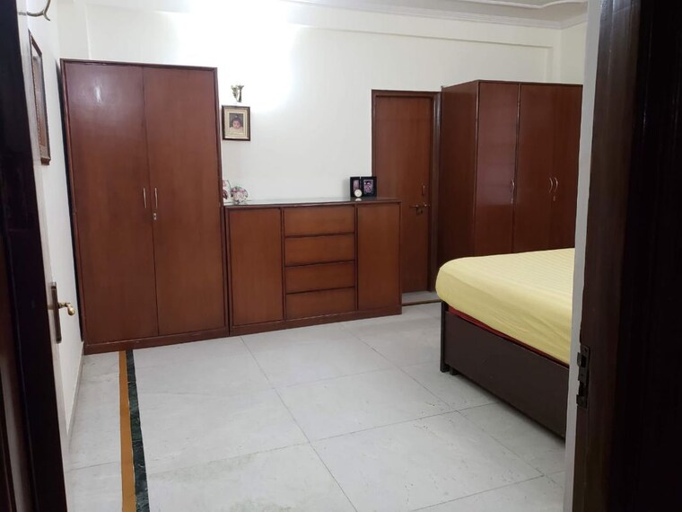 Master Bedroom, uppal-southend 4 Bedroom 2000 Sq.Ft. Builder Floor In Sector 49 Gurgaon 10614923