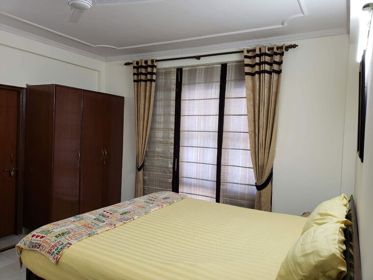 Master Bedroom, uppal-southend 4 Bedroom 2000 Sq.Ft. Builder Floor In Sector 49 Gurgaon 10614923