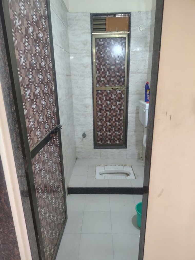 Bathroom, dream-paradise 3 Bedroom 1400 Sq.Ft. Apartment In Ulwe Sector 9 Navi Mumbai 10614968