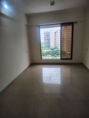 Room in 3 BHK Apartment at Dream Paradise, Ulwe Sector 9 – for Rent