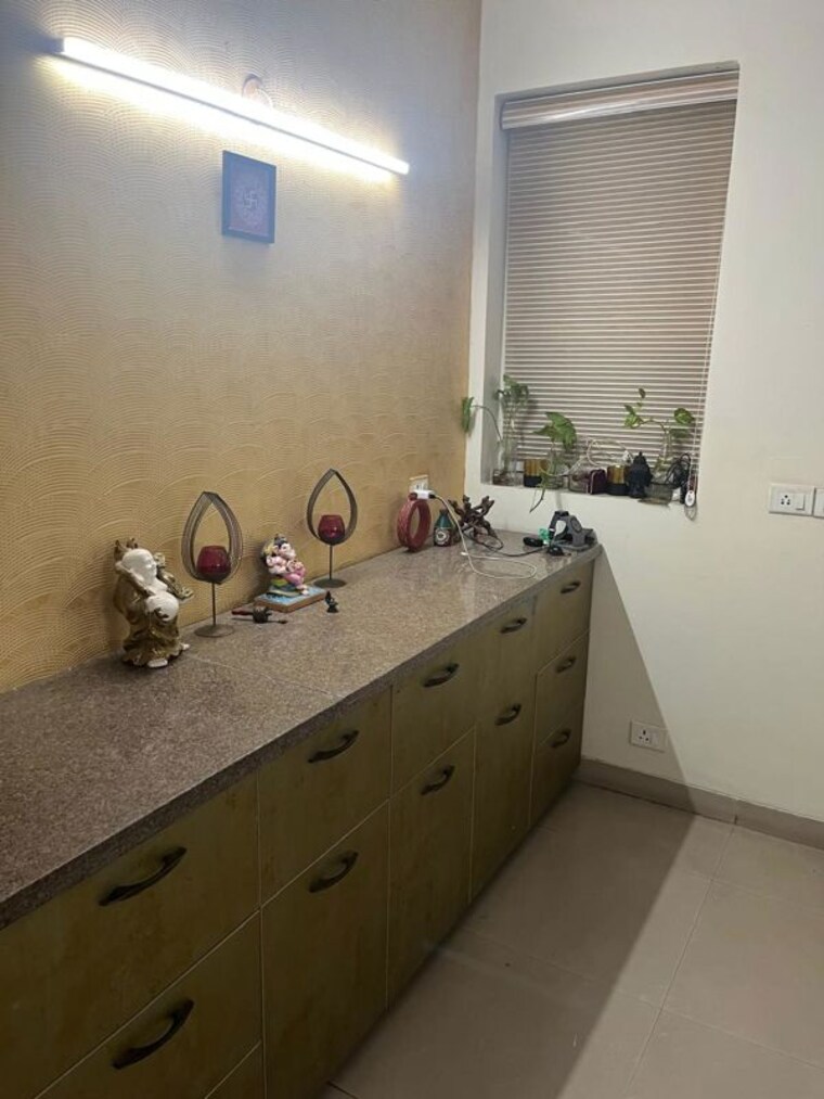Team Area, satya-the-hermitage 3.5 Bedroom 2000 Sq.Ft. Apartment In Sector 103 Gurgaon 10614971