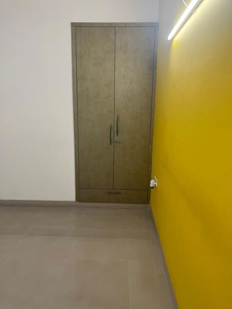 Room, satya-the-hermitage 3.5 Bedroom 2000 Sq.Ft. Apartment In Sector 103 Gurgaon 10614971