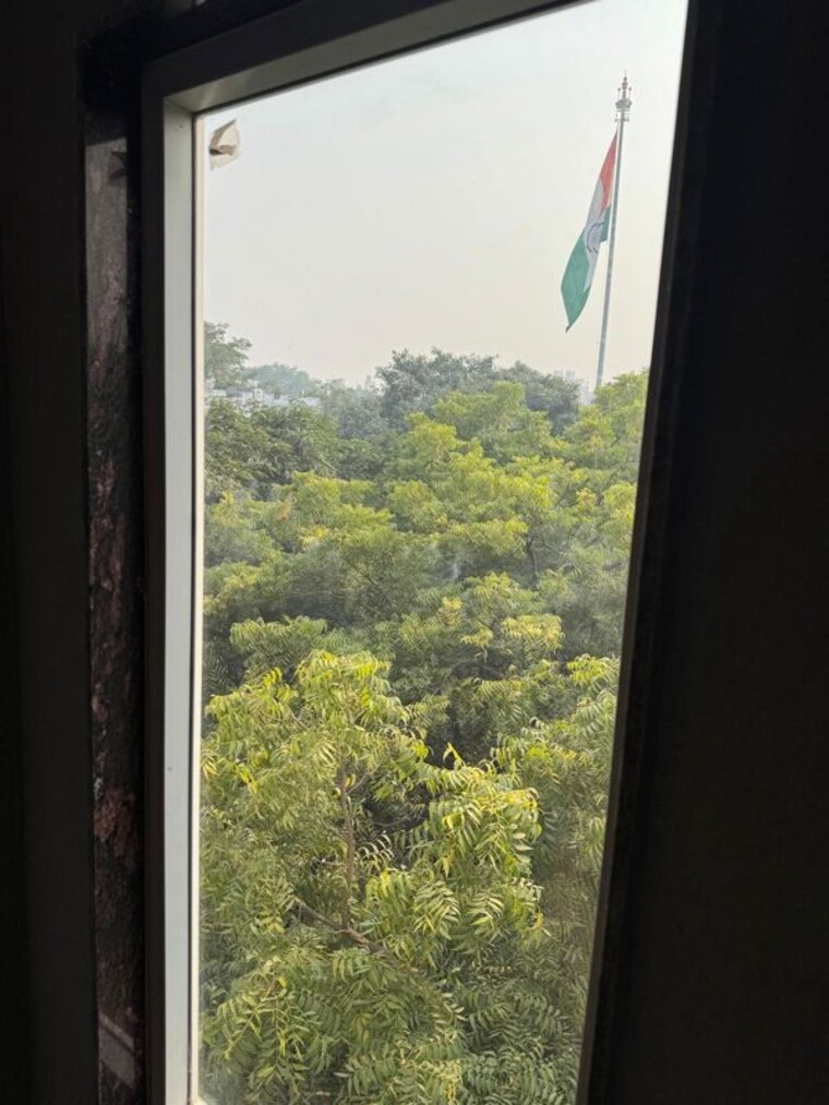 Balcony, kalkaji 2 Bedroom 900 Sq.Ft. Builder Floor In Kalkaji Delhi 10614979
