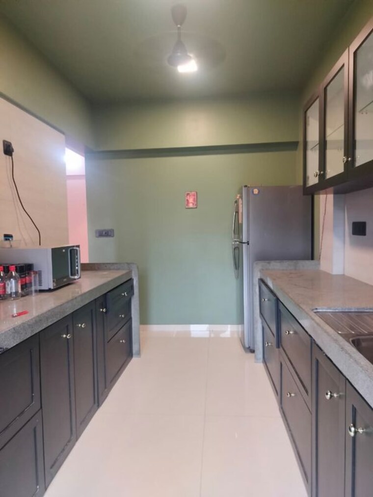 Kitchen, godrej-central 3 Bedroom 1100 Sq.Ft. Apartment In Chembur Mumbai 10615000