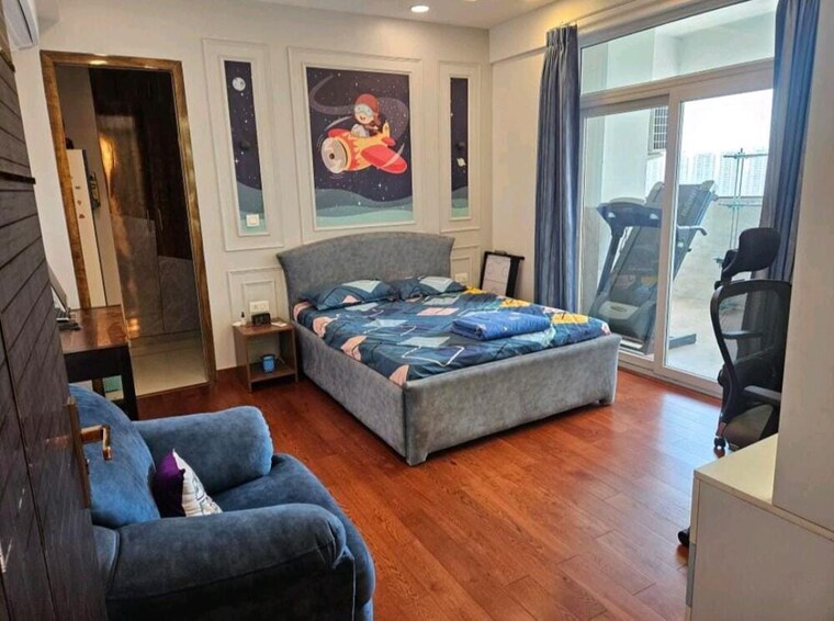 Bedroom, mahagun-mezzaria 3.5 Bedroom 2500 Sq.Ft. Apartment In Sector 78 Noida 10615001