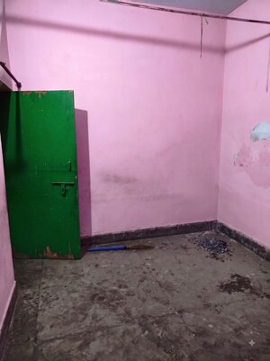 Room in 4 BHK Independent House at Lda Colony – for Sale