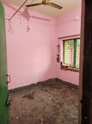 Room in 4 BHK Independent House at Lda Colony – for Sale