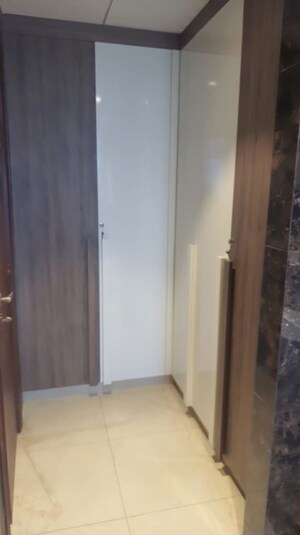 Building Lobby in 4 BHK Builder Floor at Ansal API Esencia, Sector 67 – for Sale