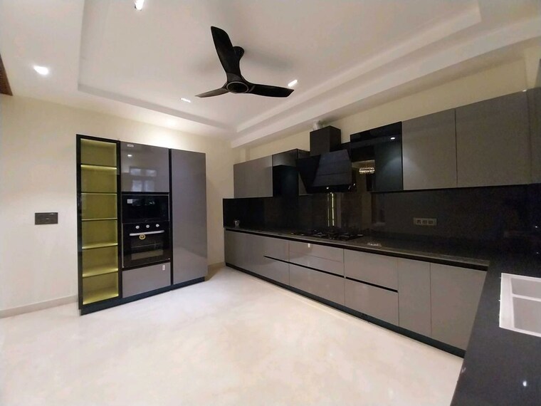 Kitchen, palam vihar 2 Bedroom 1200 Sq.Ft. Builder Floor In Palam Vihar Gurgaon 10615021