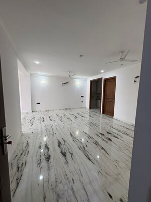 Bedroom in 3 BHK Builder Floor at Sector 57 – for Rent