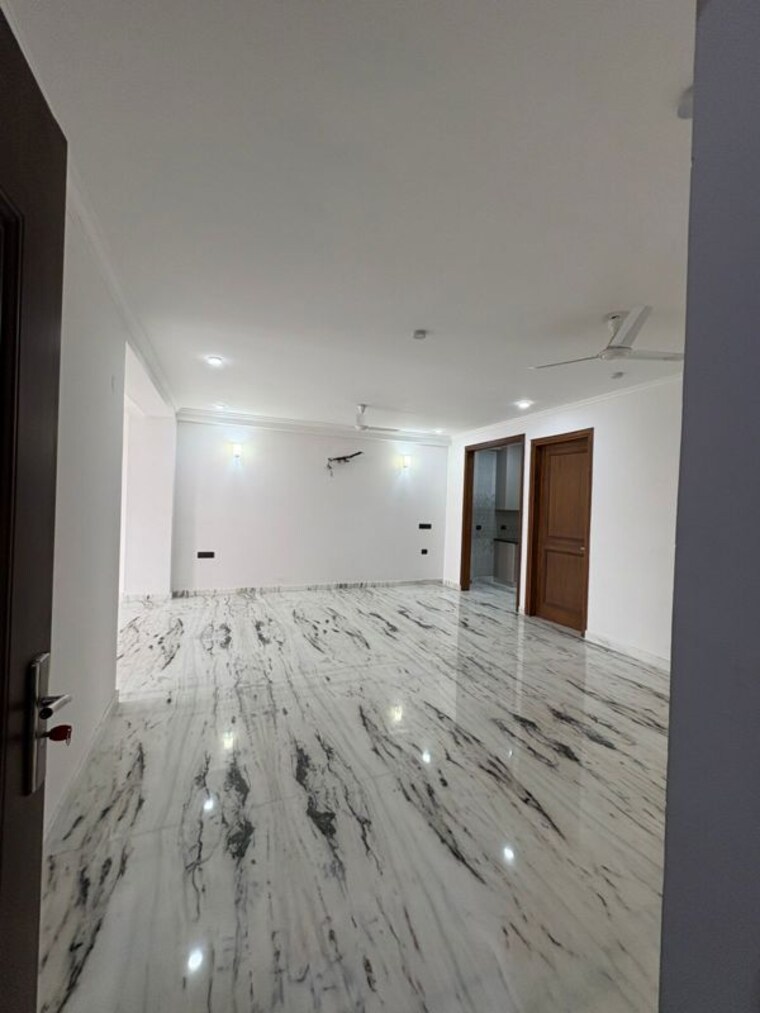 Room, sector 57 3 Bedroom 2700 Sq.Ft. Builder Floor In Sector 57 Gurgaon 10615015