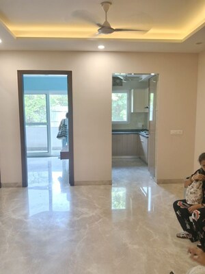 Room in 2 BHK Builder Floor at Janakpuri – for Rent