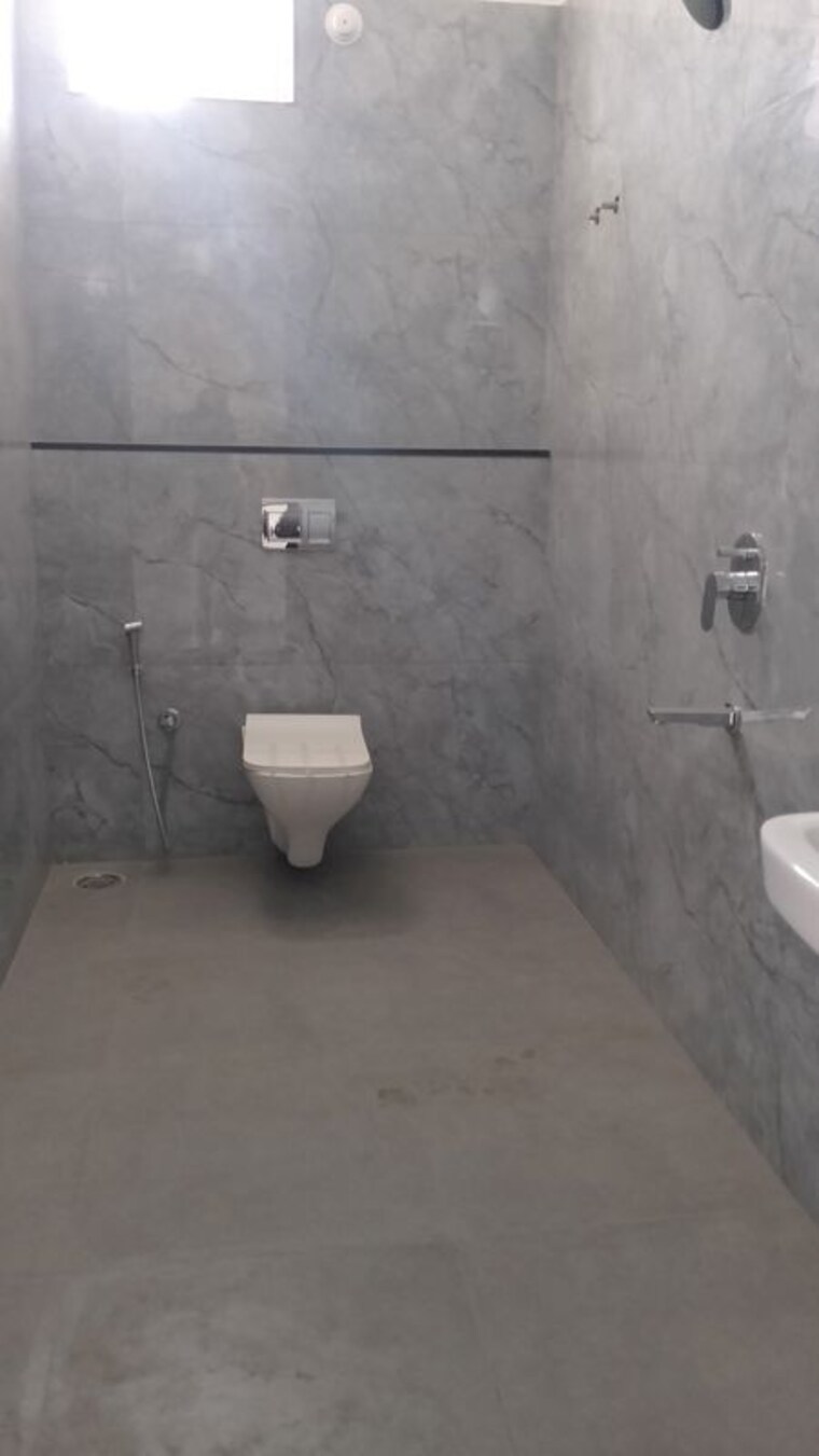 Bathroom, apr-praveens-eterno 4 Bedroom 3805 Sq.Ft. Villa In Kollur Hyderabad 10615012