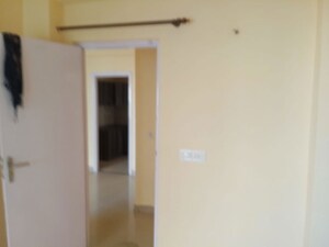 Room in 2 BHK Apartment at BPTP Princess Park, Sector 86 – for Rent