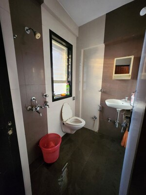 Bathroom in 2 BHK Apartment at Sea Gull, Pali Hill – for Rent