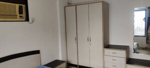 Room in 2 BHK Apartment at Lake Home, Powai – for Rent