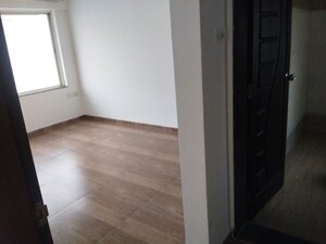 Room in 2.5 BHK Apartment at Kondhwa Budruk – for Sale
