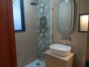 Bathroom in 3 BHK Builder Floor at Palam Vihar Residents Association, Palam Vihar – for Rent
