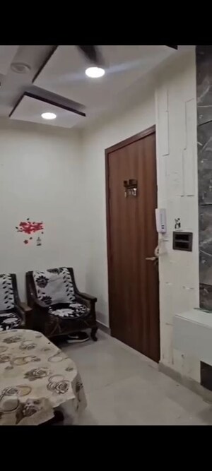Living Room in 2.5 BHK Builder Floor at Sitapuri – for Sale