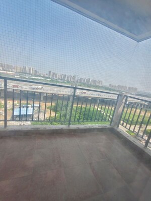 Balcony in 4 BHK Apartment at Pareena Express Heights, Sector 99 – for Rent