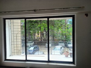 Room in 3 BHK Apartment at Serenity Complex, Andheri West – for Rent