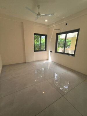 Room in 3 BHK Apartment at Brahma The Wingz, Subhanpura – for Sale
