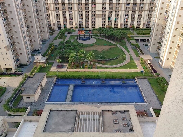 Exterior View, emaar-gurgaon-greens 4 Bedroom 3200 Sq.Ft. Penthouse In Sector 102 Gurgaon 10615129