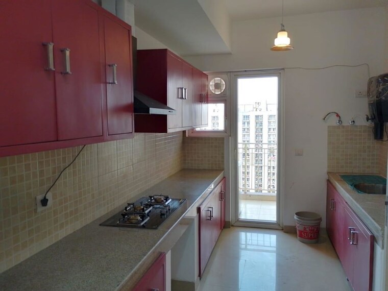 Kitchen, emaar-gurgaon-greens 4 Bedroom 3200 Sq.Ft. Penthouse In Sector 102 Gurgaon 10615129