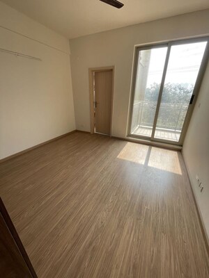 Room in 3 BHK Builder Floor at Sector 22 – for Rent