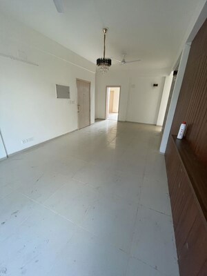 Room in 3 BHK Builder Floor at Sector 22 – for Rent