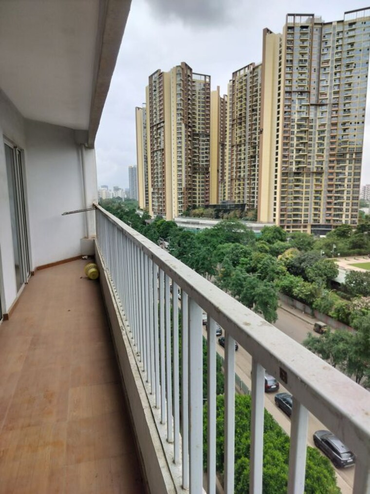 Balcony, amanora-future-towers 1 RK 530 Sq.Ft. Apartment In Hadapsar Pune 10615153
