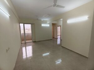Room in 2 BHK Apartment at MRG Ultimus, Sector 90 – for Rent