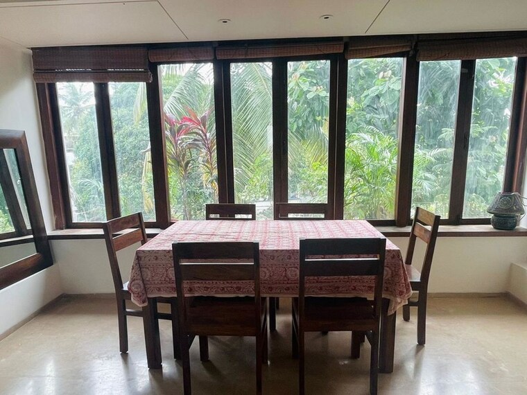 Dining area, khar west 3 Bedroom 1200 Sq.Ft. Apartment In Khar West Mumbai 10615111