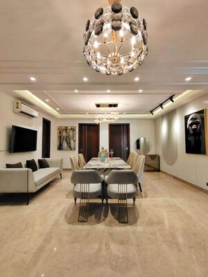 Living Room in 3 BHK Builder Floor at Sector 23 – for Rent